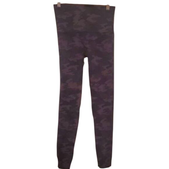 SPANX Look At Me Now Hi-Waisted Seamless Leggings Size Medium - Picture 3 of 3